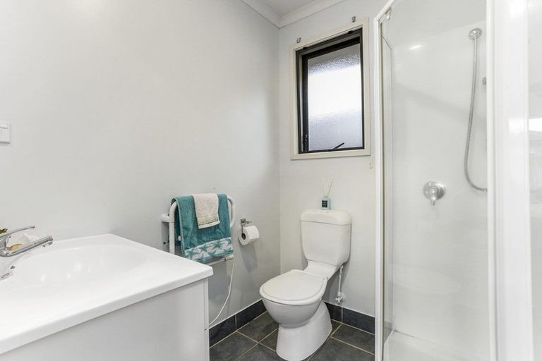 Photo of property in 20 Tauranga Place, Orewa, 0931