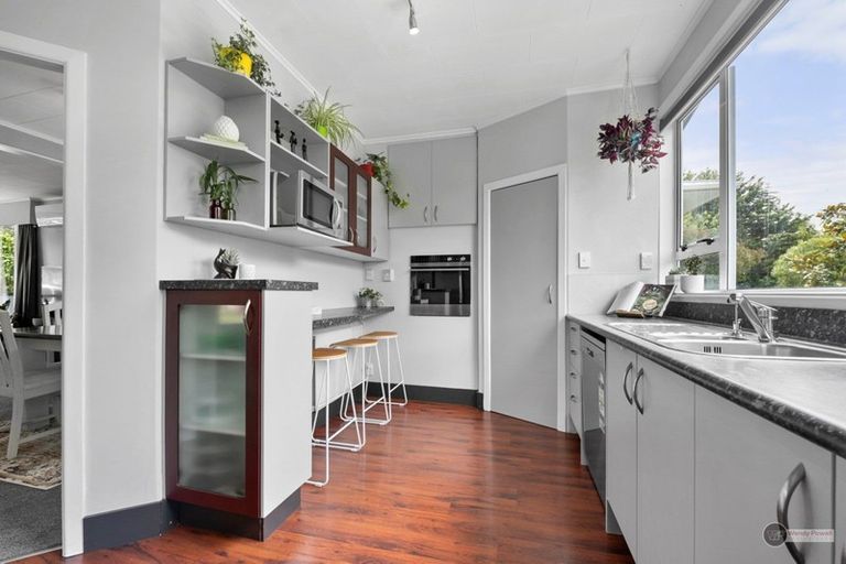 Photo of property in 8 Cedar Street, Maungaraki, Lower Hutt, 5010