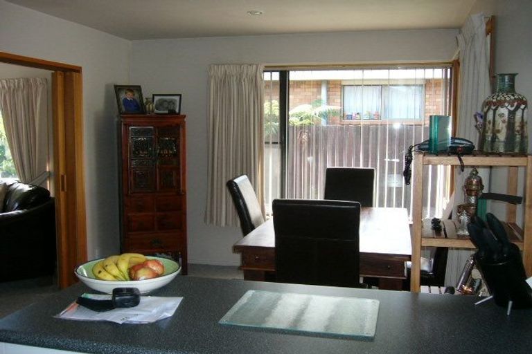 Photo of property in 1a Glenys Place, Broomfield, Christchurch, 8042