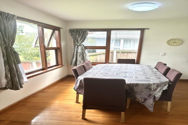 Photo of property in 7 Glenora Place, Hornby, Christchurch, 8042