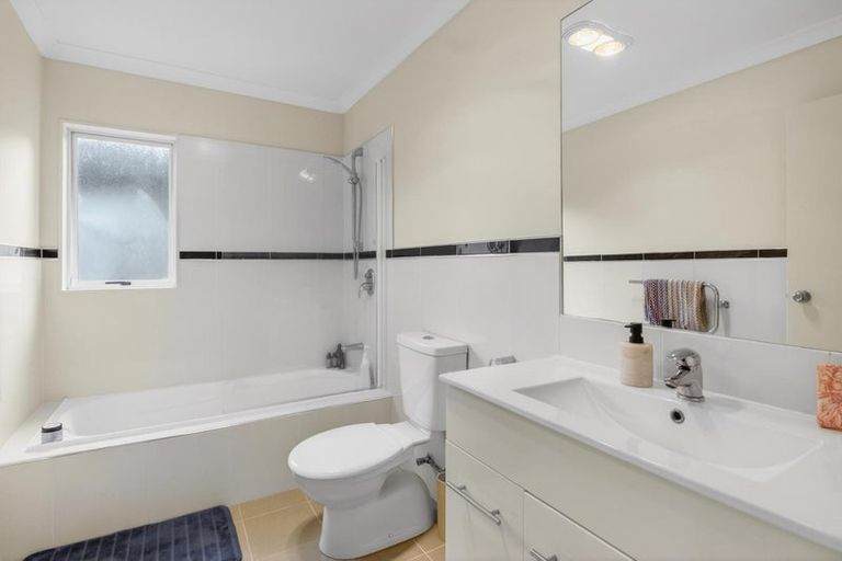 Photo of property in 20 Cartmel Avenue, Massey, Auckland, 0614