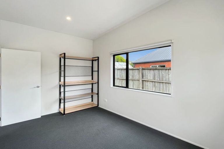 Photo of property in 17 Mclellan Place, Ilam, Christchurch, 8041