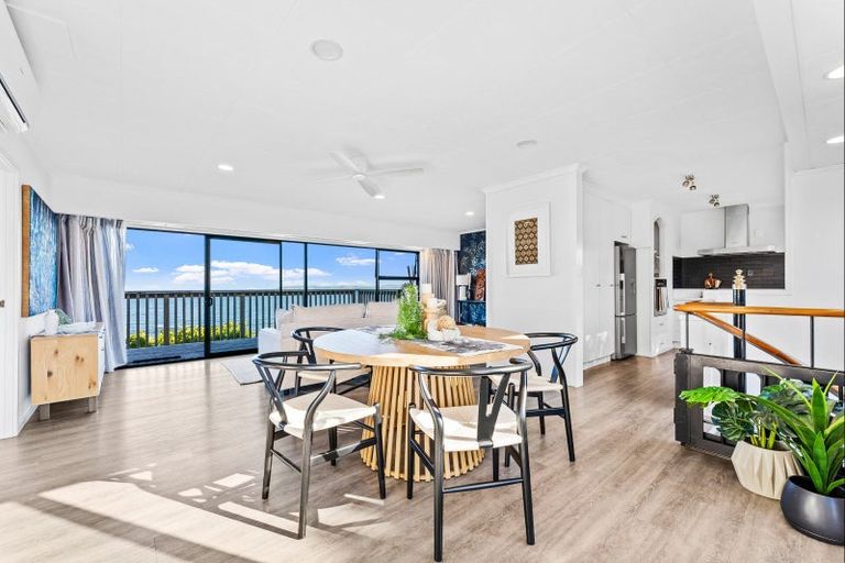 Photo of property in 61 Grand View Road, Leigh, 0985