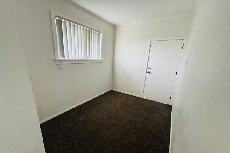 Photo of property in 1/8 Alpha Street, Papakura, 2110