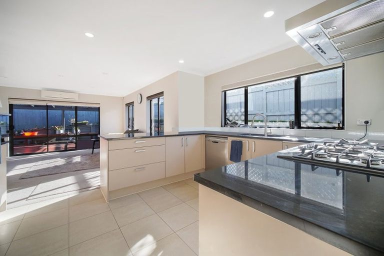 Photo of property in 43 Valderama Drive, Flat Bush, Auckland, 2019