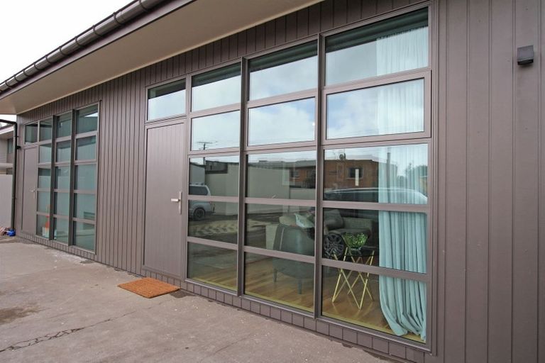 Photo of property in 52 Buller Street, New Plymouth, 4312