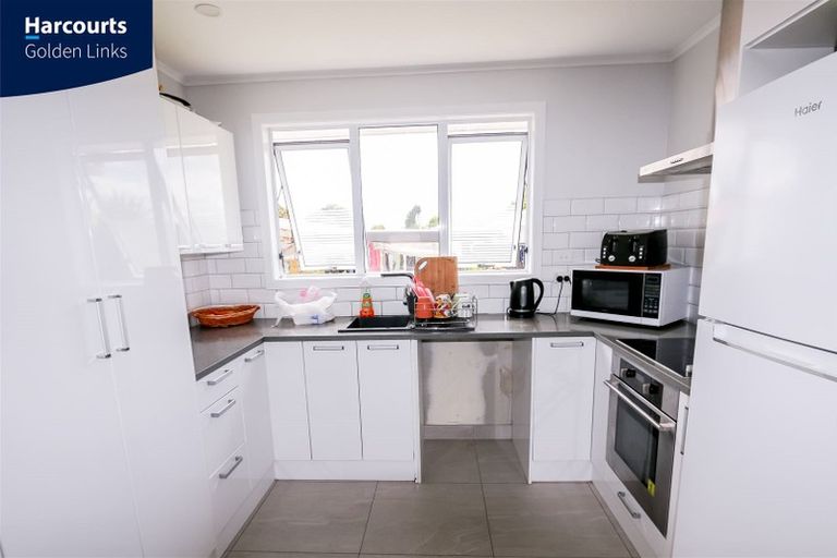 Photo of property in 23 Mcdivitt Street, Manurewa, Auckland, 2102