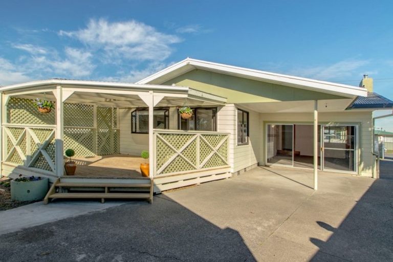 Photo of property in 86 Wycliffe Street, Onekawa, Napier, 4110