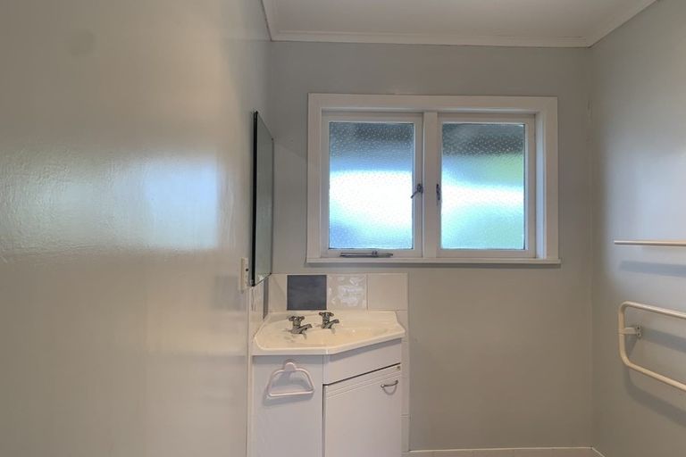 Photo of property in 8 Oraha Road, Huapai, Kumeu, 0810