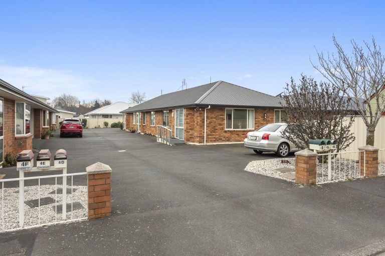 Photo of property in 2/4 Reid Avenue, Mosgiel, 9024