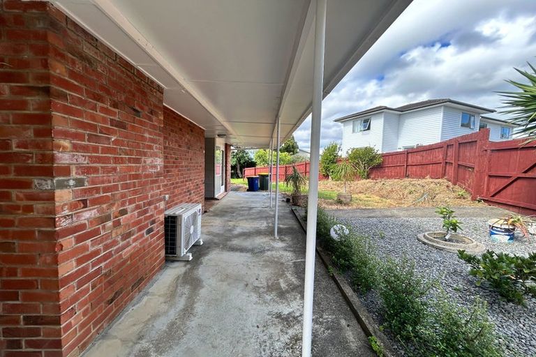 Photo of property in 203 Don Buck Road, Massey, Auckland, 0614
