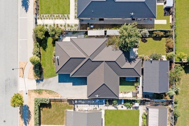 Photo of property in 69 Frye Crescent, Albert Town, Wanaka, 9305