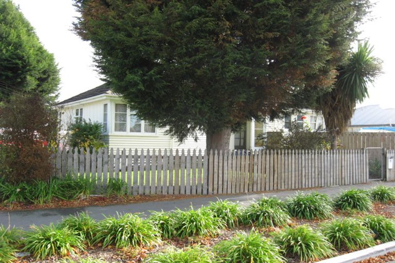 Photo of property in 68 Hoani Street, Northcote, Christchurch, 8052