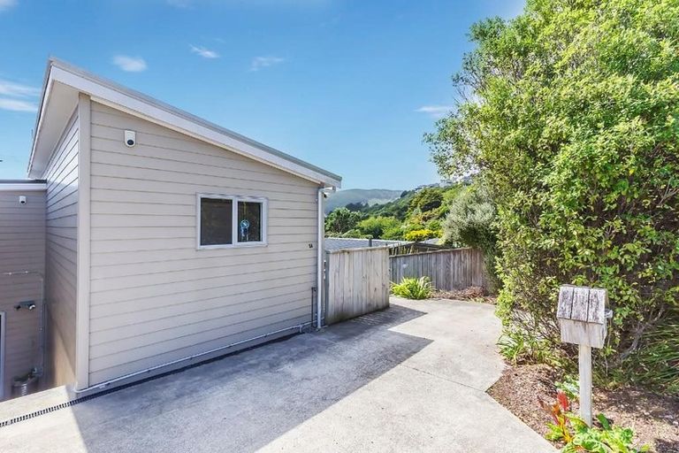 Photo of property in 1a Cecil Road, Tawa, Wellington, 5028