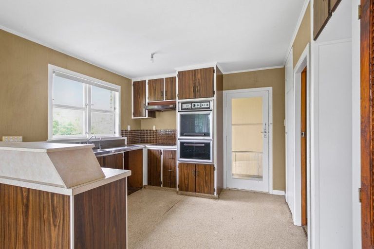 Photo of property in 342 Inland North Road, Tikorangi, Waitara, 4383