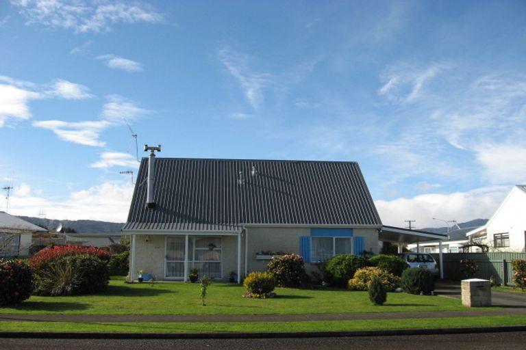 Photo of property in 4 Dellys Grove, Levin, 5510