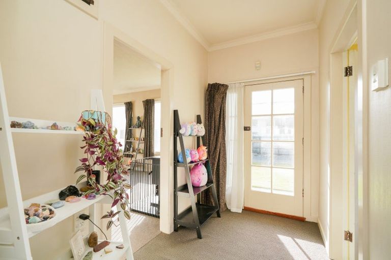 Photo of property in 208 Chelmsford Street, Waverley, Invercargill, 9810