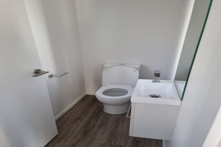 Photo of property in 3/58 Olliviers Road, Phillipstown, Christchurch, 8011