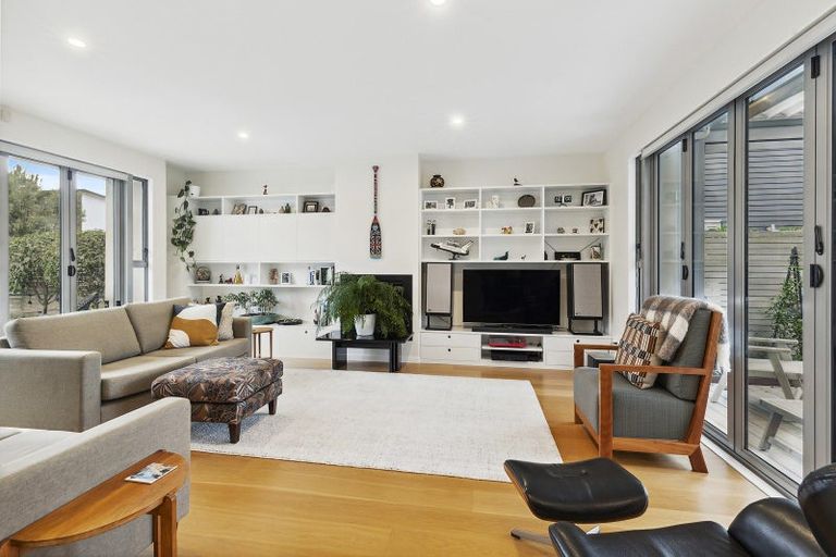 Photo of property in 3 Steeple Lane, Seatoun, Wellington, 6022