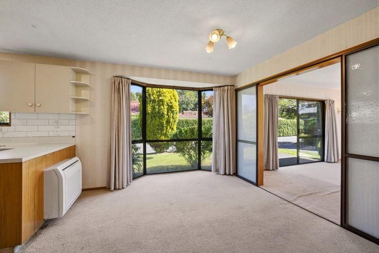 Photo of property in 1/84a Withells Road, Avonhead, Christchurch, 8042