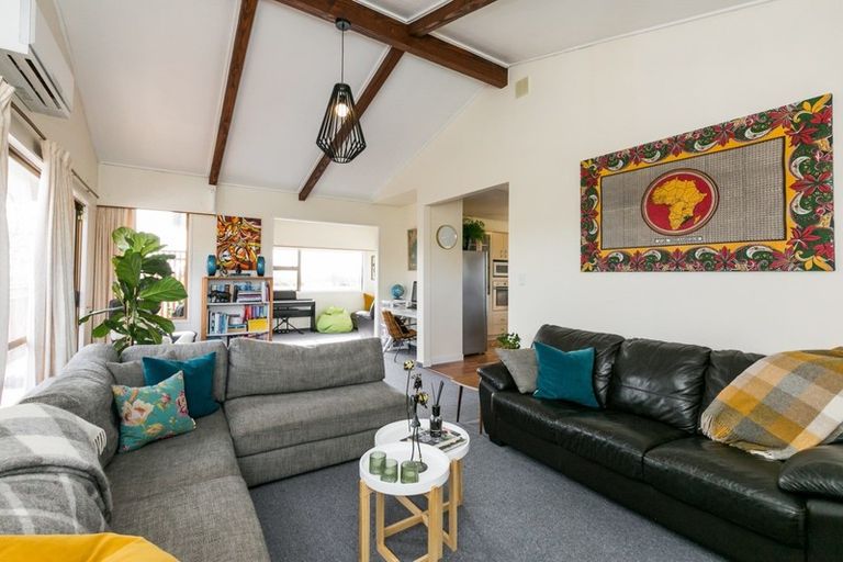 Photo of property in 4 Ashford Place, Havelock North, 4130