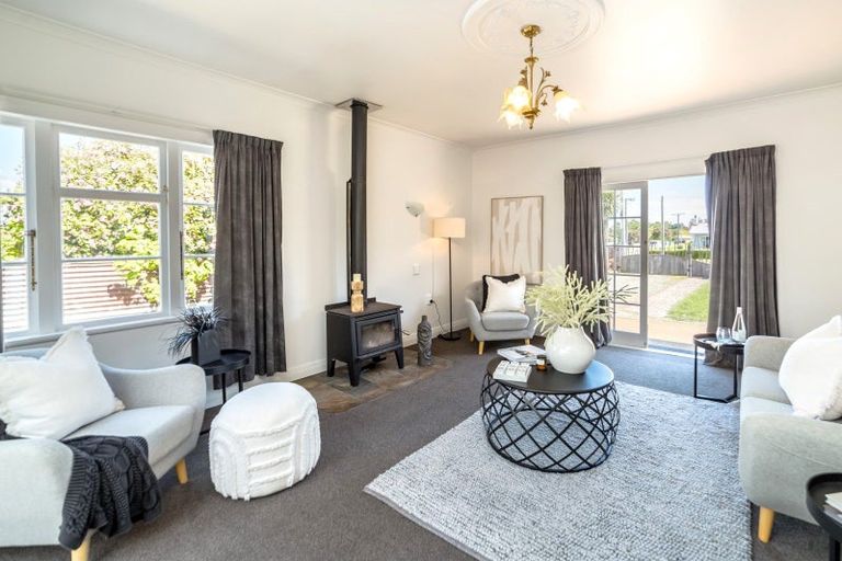 Photo of property in 65 Brandon Street, Featherston, 5710