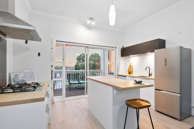 Photo of property in 31 Stanley Street, Kenmure, Dunedin, 9011