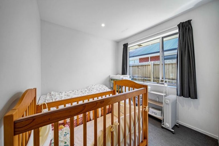 Photo of property in 18a Date Crescent, Aidanfield, Christchurch, 8025