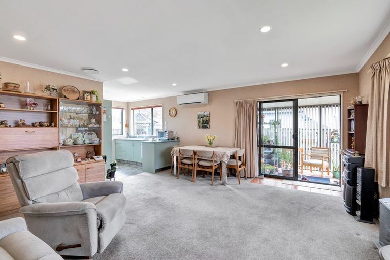 Photo of property in 10 Curtis Street, Stratford, 4332