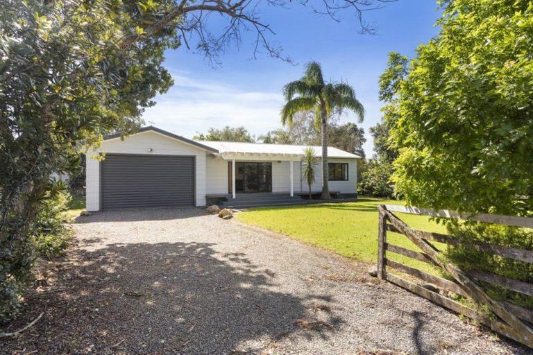 Photo of property in 128 Avalon Place, Whangamata, 3620