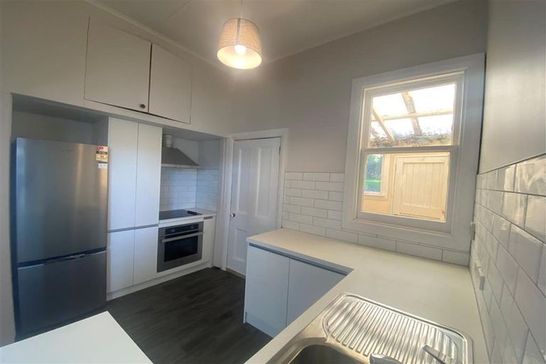 Photo of property in 37 Plunket Street, Kelburn, Wellington, 6012