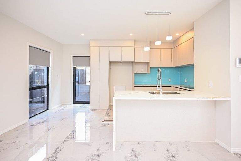 Photo of property in 15/21 Hazards Road, Weymouth, Auckland, 2103