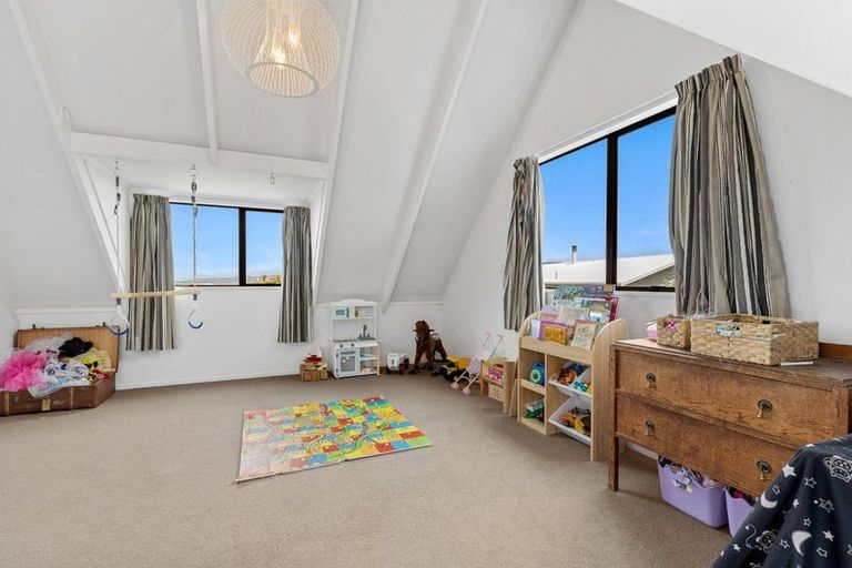 Photo of property in 40 Kotare Place, South Bay, Kaikoura, 7300