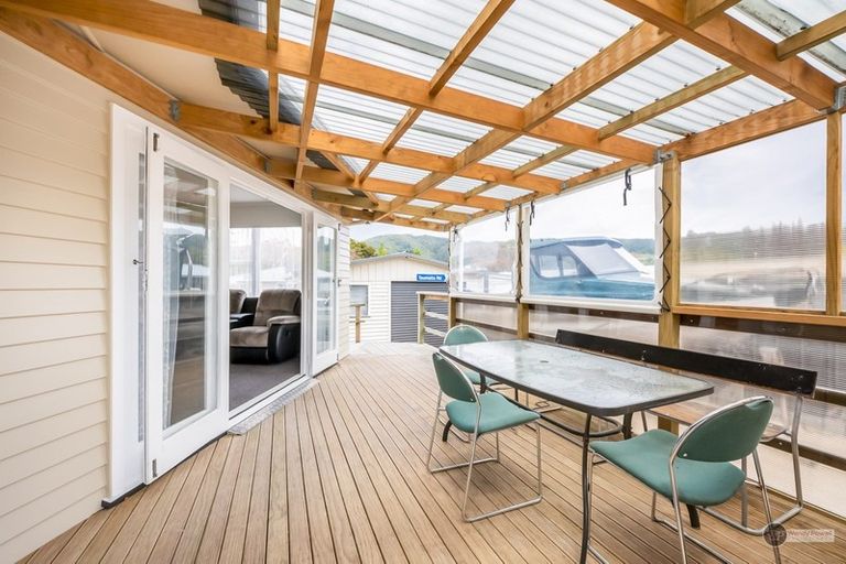 Photo of property in 8 Mimihau Grove, Wainuiomata, Lower Hutt, 5014