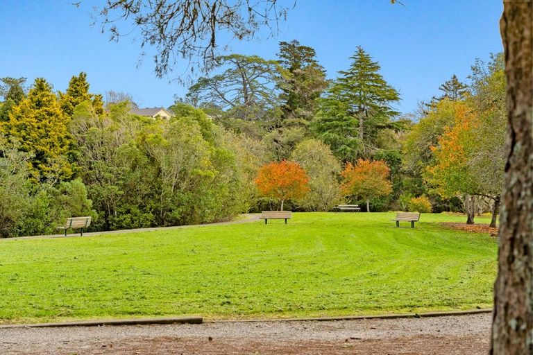 Photo of property in The Grand Apartments, 2d/4 Kell Drive, Albany, Auckland, 0632