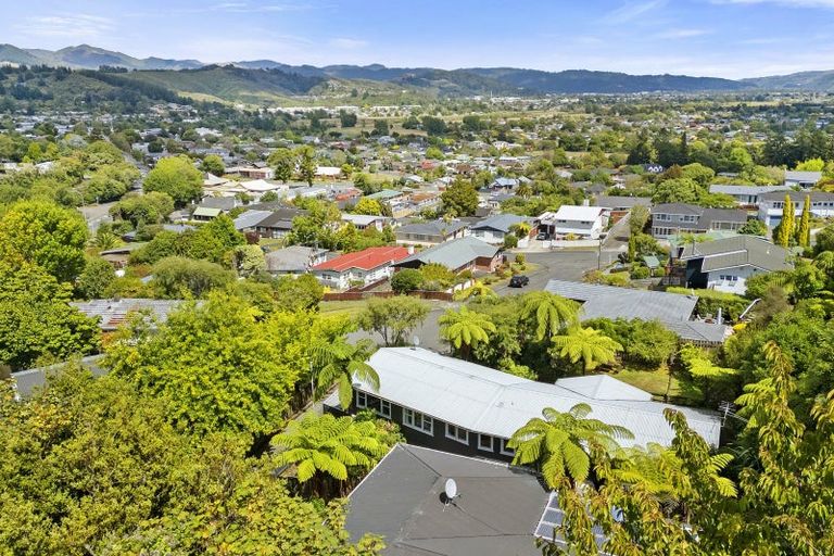 Photo of property in 9 Dawn Grove, Brown Owl, Upper Hutt, 5018