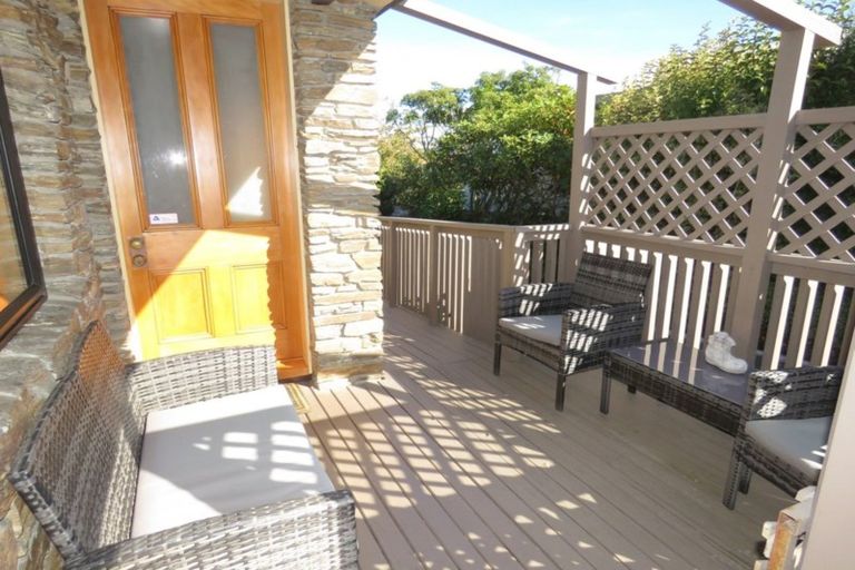 Photo of property in 32 Leven Street, South Hill, Oamaru, 9400