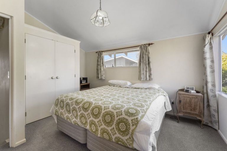 Photo of property in 18 Robert Mckeen Street, Otaki Beach, Otaki, 5512