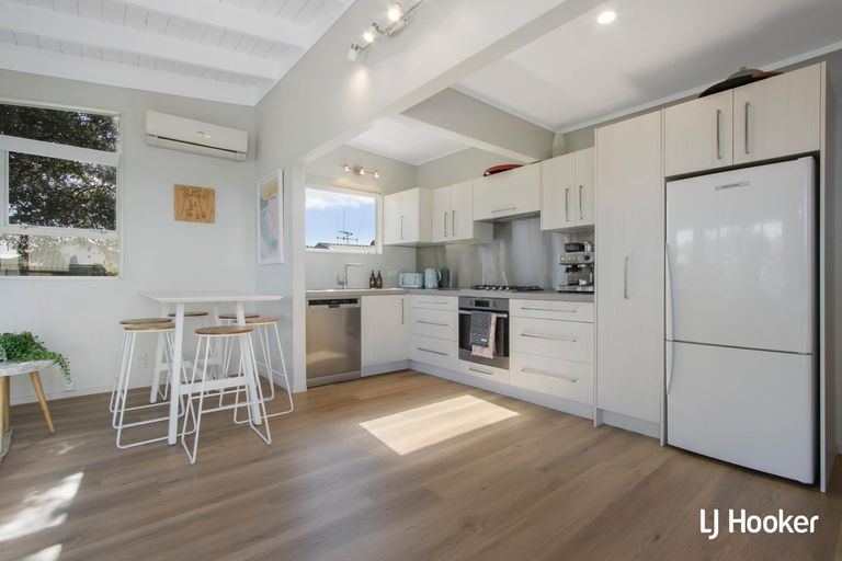 Photo of property in 4 Hereford Place, Waihi Beach, 3611