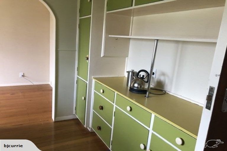 Photo of property in 30 Nottingham Avenue, Awapuni, Palmerston North, 4412