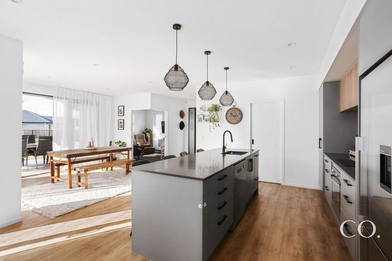 Photo of property in 16 Bill Miller Drive, Papamoa, 3118