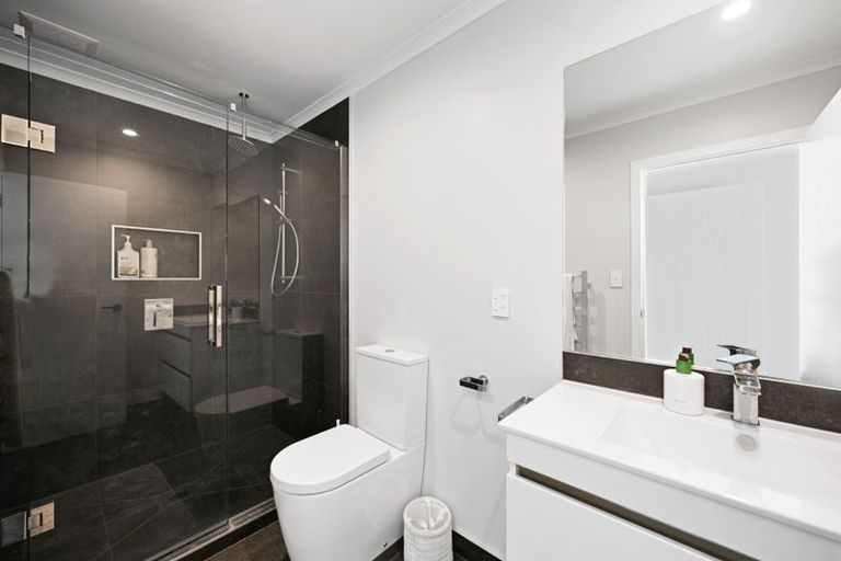 Photo of property in 2/59 Montgomery Crescent, Bader, Hamilton, 3206