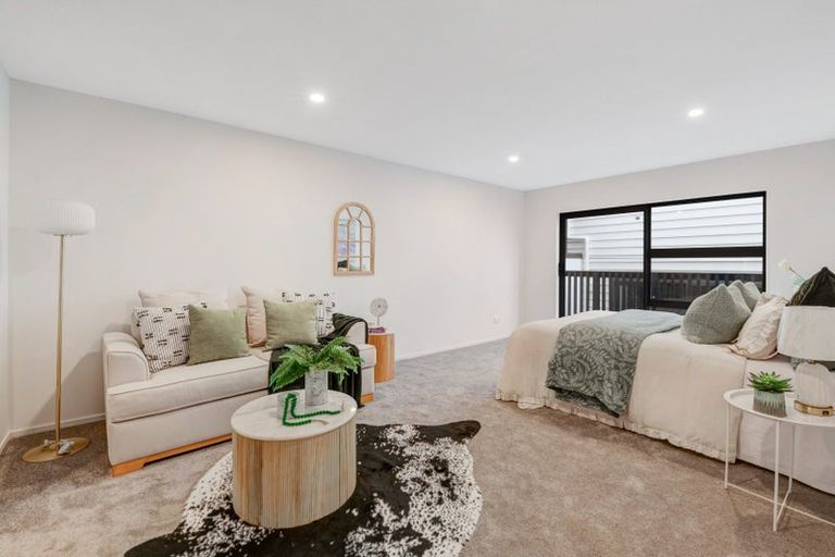 Photo of property in 12 Pleasant Way, Matakatia, Whangaparaoa, 0930