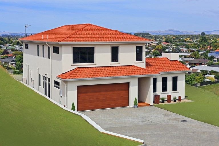 Photo of property in 4 Ridgeway Terrace, Taradale, Napier, 4112