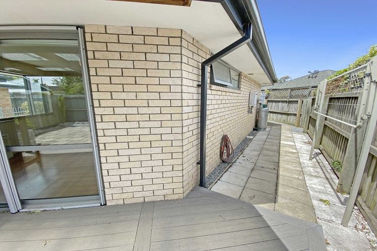 Photo of property in 4/85 Yaldhurst Road, Sockburn, Christchurch, 8042