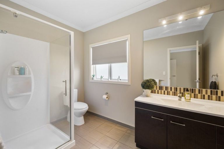 Photo of property in 14 Palliser Place, Poraiti, Napier, 4112