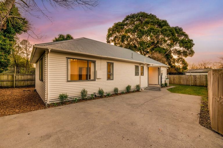 Photo of property in 9a Piko Crescent, Riccarton, Christchurch, 8041