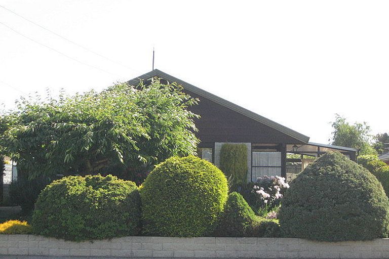 Photo of property in 1/7 Young Street, Somerfield, Christchurch, 8024