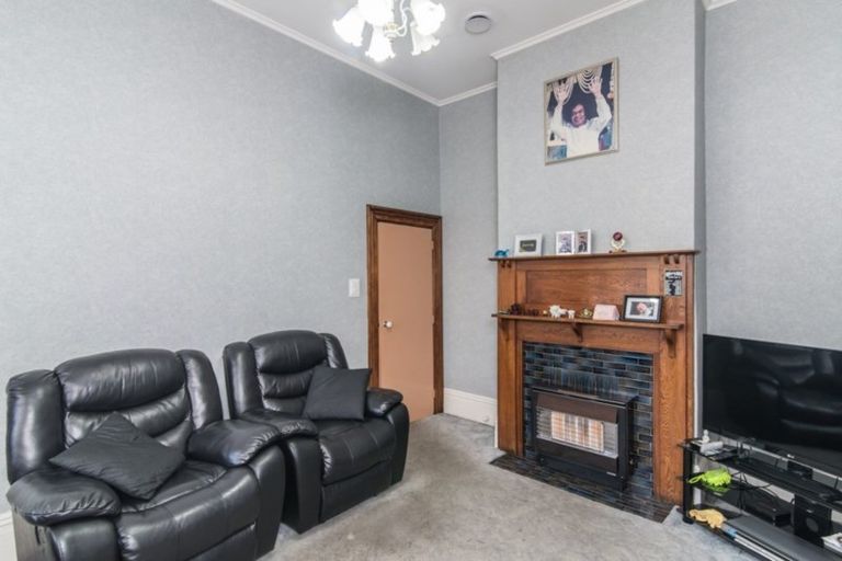 Photo of property in 104 Kilbirnie Crescent, Kilbirnie, Wellington, 6022