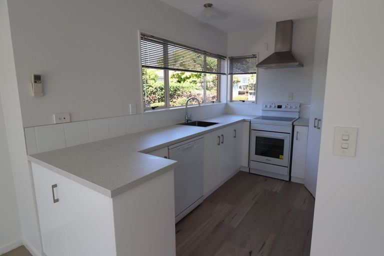 Photo of property in 1/10 Sadlier Street, Stoke, Nelson, 7011